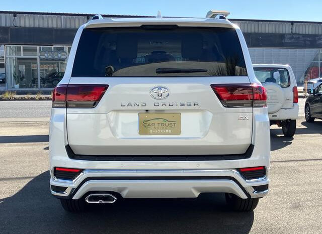 
								TOYOTA LAND CRUISER 2025 PEARL WHITE | 3500cc | GASOLINE full									