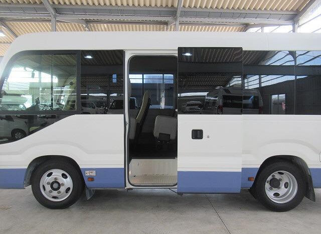 
								TOYOTA COASTER BIG VAN 2018 WHITE II full									