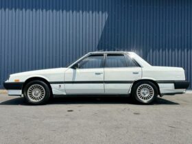 NISSAN SKYLINE 2000 TURBO RS-X