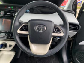 TOYOTA PRIUS 2018 BLACK