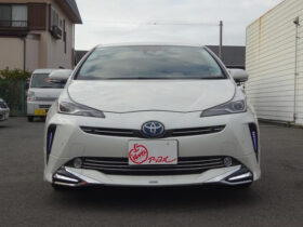 TOYOTA PRIUS 2019 PEARL