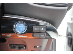 
										TOYOTA PRIUS 2018 PEARL full									