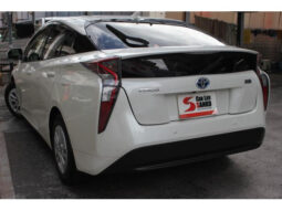 
										TOYOTA PRIUS 2018 PEARL full									