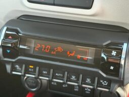 
										SUZUKI IGNIS 2018 RED full									