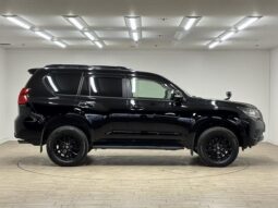 
										TOYOTA LAND CRUISER PRADO TX L full									