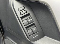 
										TOYOTA LAND CRUISER PRADO TX L full									