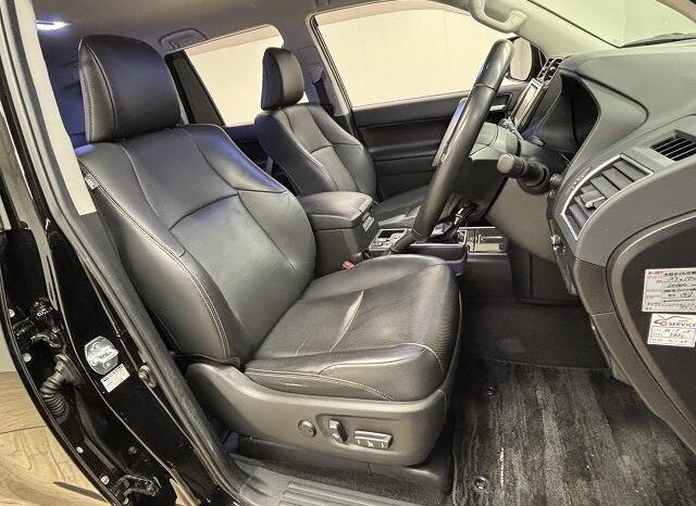 
								TOYOTA LAND CRUISER PRADO TX L full									