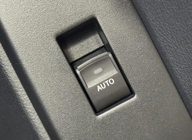 
								TOYOTA LAND CRUISER PRADO TX L full									