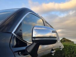 
										TOYOTA LAND CRUISER ZX full									