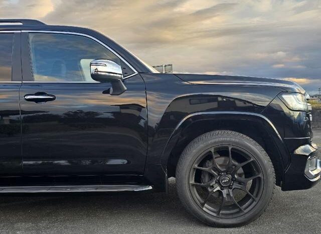 
								TOYOTA LAND CRUISER ZX full									