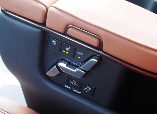 
								TOYOTA VELLFIRE PHEV EXECUTIVE LOUNGE | WHITE | 2025 full									