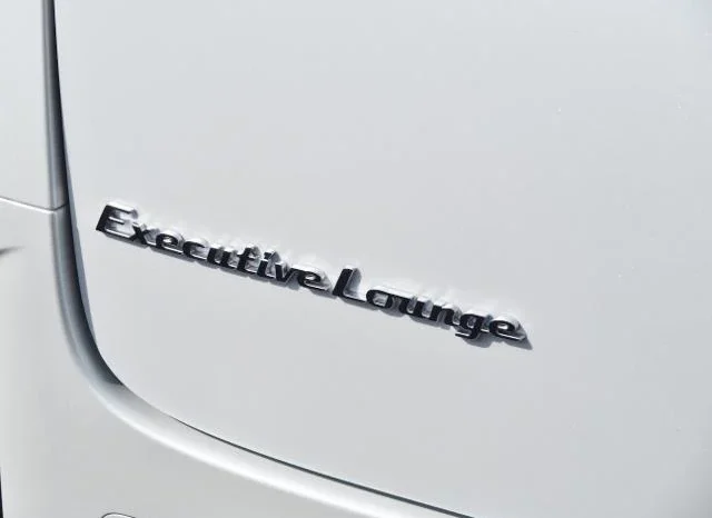 
								TOYOTA VELLFIRE PHEV EXECUTIVE LOUNGE | WHITE | 2025 full									