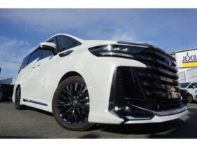 TOYOTA VELLFIRE HYBRID Z PREMIER | 2024 | PEARL WHITE