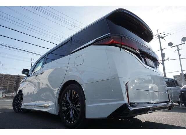
								TOYOTA VELLFIRE HYBRID Z PREMIER | 2024 | PEARL WHITE full									