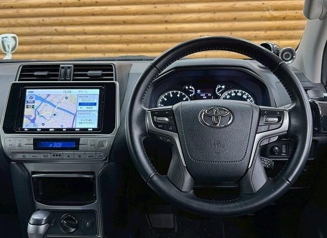 
								TOYOTA LAND CRUISER PRADO 2020 PEARL WHITE full									