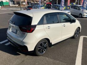 HONDA FIT 2024 PEARL WHITE HYBRID