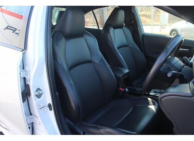 
								TOYOTA COROLLA HYBRID WxB | WHITE | 2023 full									