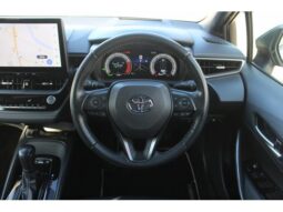 
										TOYOTA COROLLA HYBRID WxB | WHITE | 2023 full									