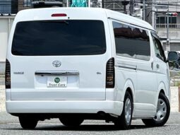 TOYOTA HIACE  2011 PEARL WHITE