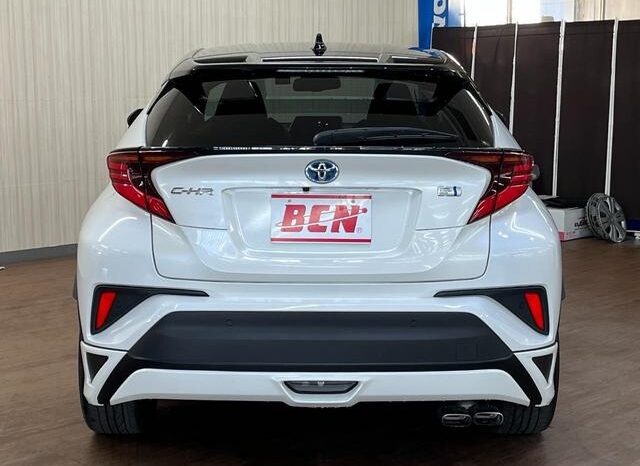 
								TOYOTA C HR 2020 PEARL Hybrid full									